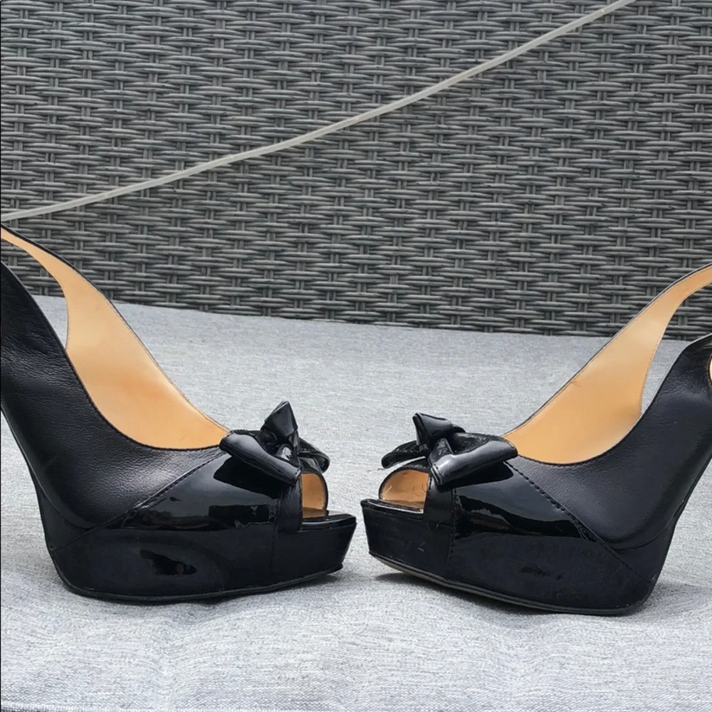 Enzo Angiolini black platform